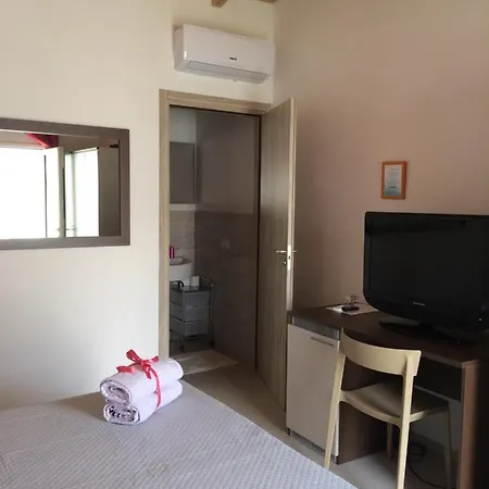 Alojamento de Acomodação e Pequeno-almoço Sole E Sale 2 San Teodoro (Sardinia)